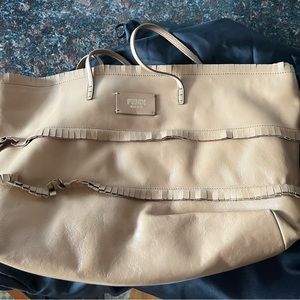 Authentic leather ruffle FENDI tote camel